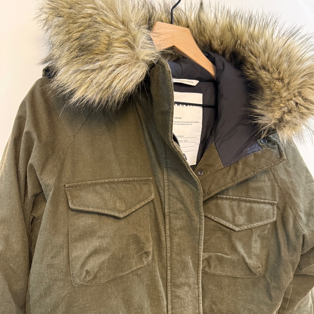 ARITZIA COMMUNITY | Paradigm Warmest Fish
Tail Parka Coat Military Edition sz L - Picture 7 of 13